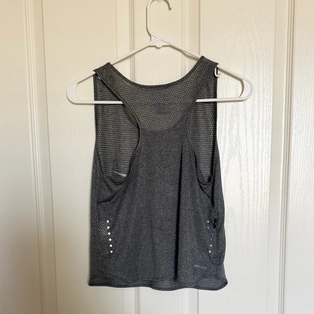 Nike: Dri-FIT Mesh Heather Gray Tank - Size XS
